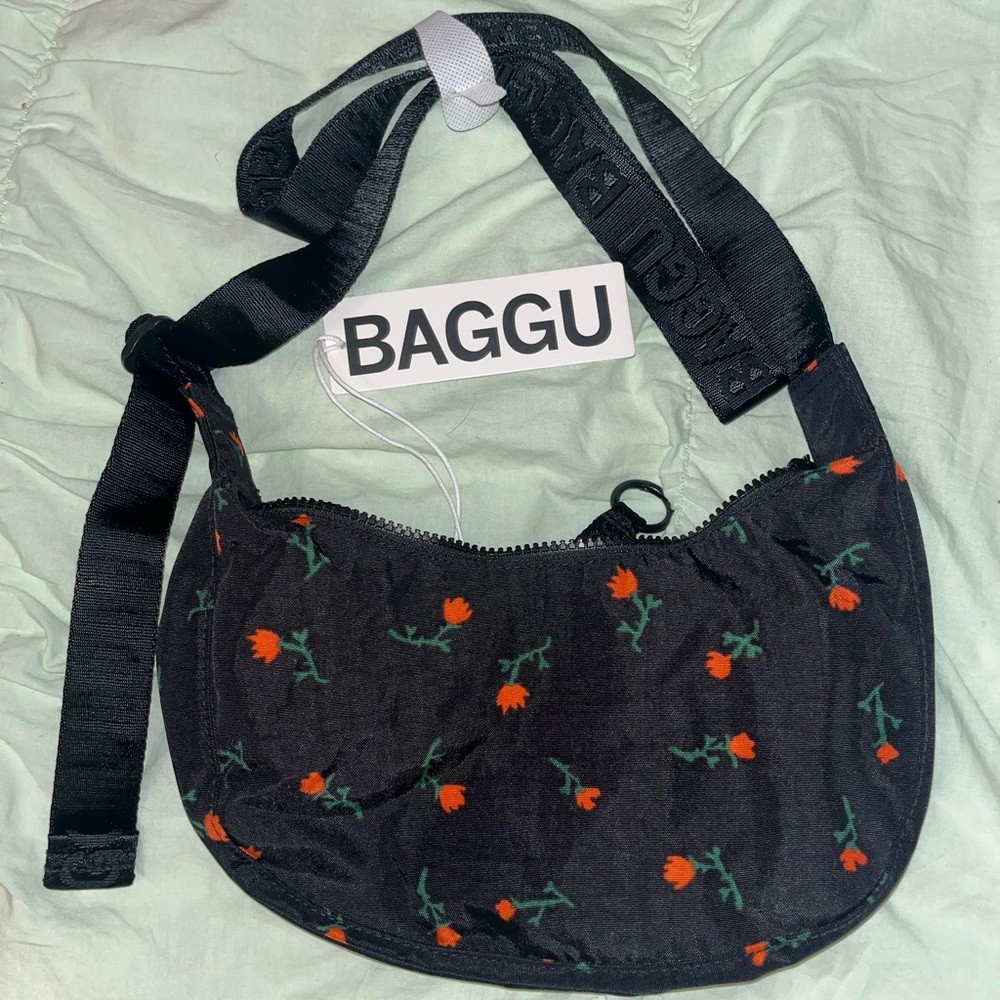 BAGGU Painted Wildflowers Black and Red Orange Shoulder Bag NEW NWT